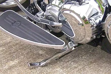 Baron Custom Shorty Kickstand for Roadliner/Stratoliner '06-Up & Raider '08-Up