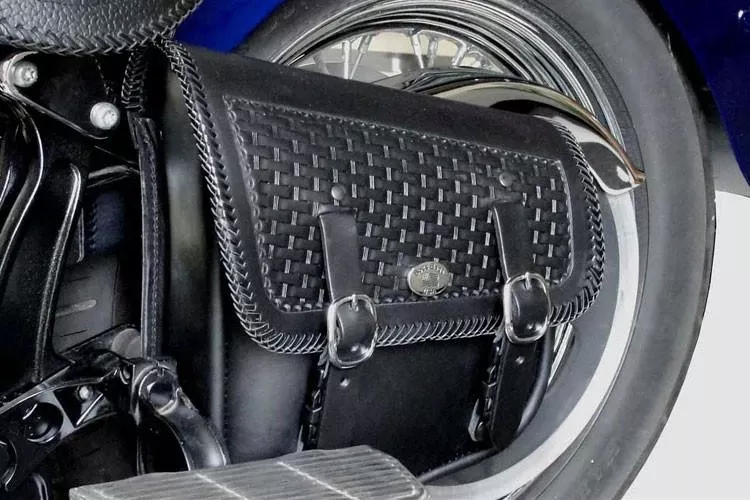 Boss BagsSwingarm Bag #9D for Softails Basket Weave