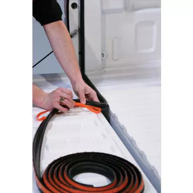 Extang Maxseal Truck Bed Tailgate Seal | 1140