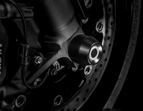 Gilles Tooling Front Axle Protector – Black – Suzuki