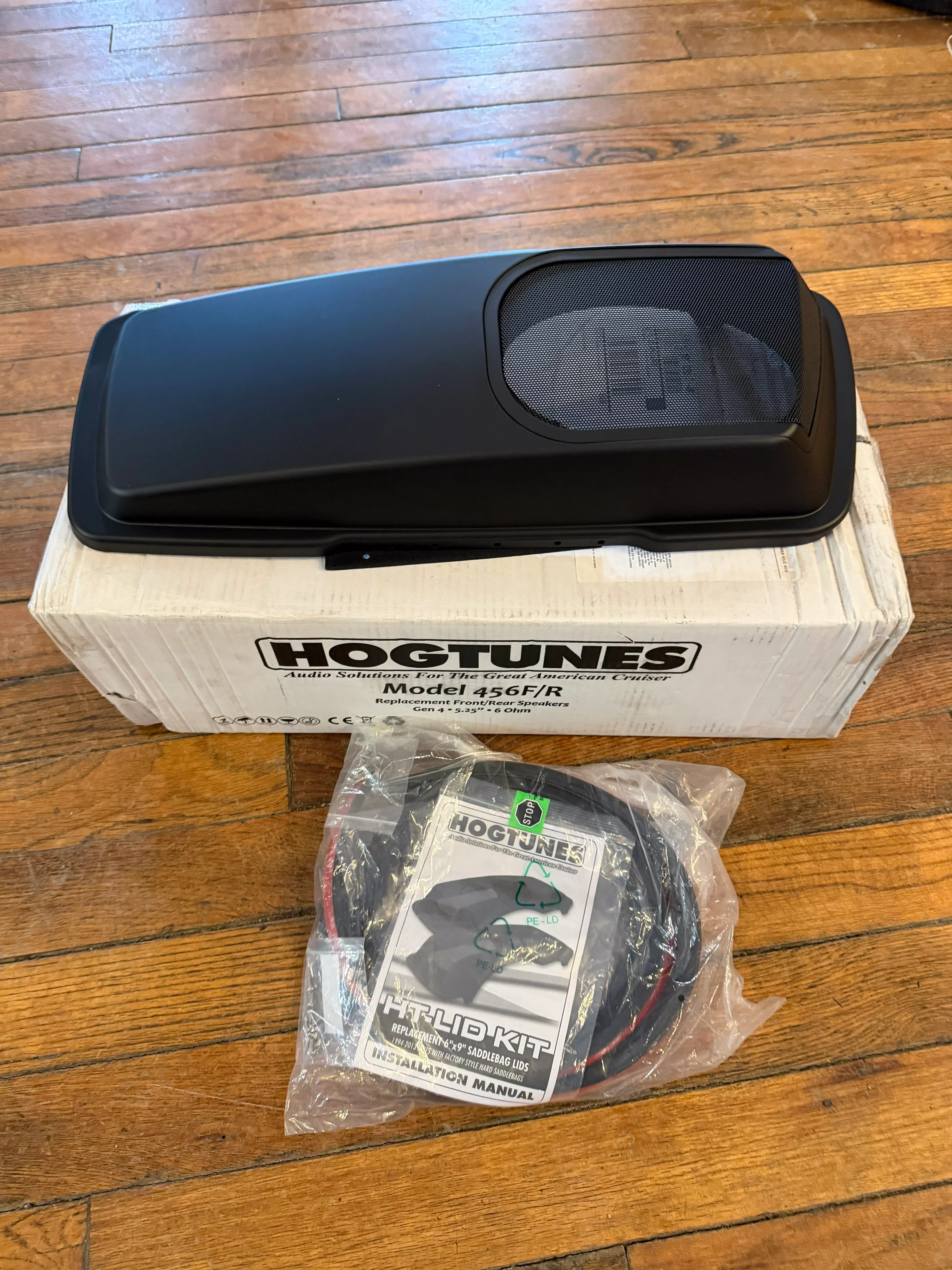 Hogtunes Black Right Side Saddlebag Speaker Lid 1998-2013 Harley Touring FLHX