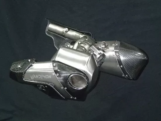 IN STOCK OPEN BOXVandemon Triumph Rocket 3R & GT 2500 2019-25 Titanium Bimodal Stealth Titanium Slip-On Mufflers TRIUMROCKET3O2MUFA VA-152