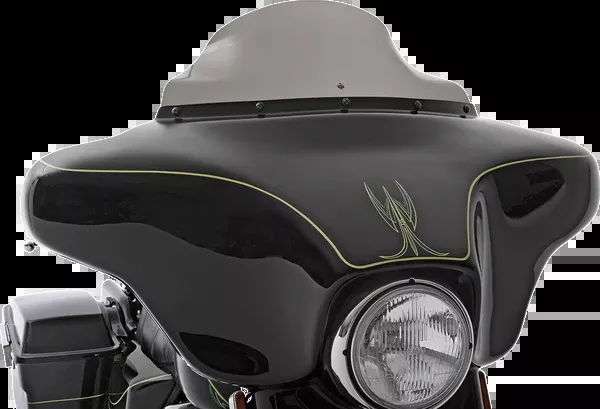 Klock Werks Flare Windshield – 6-1/2″ – Black – ’86-’95 FLHT