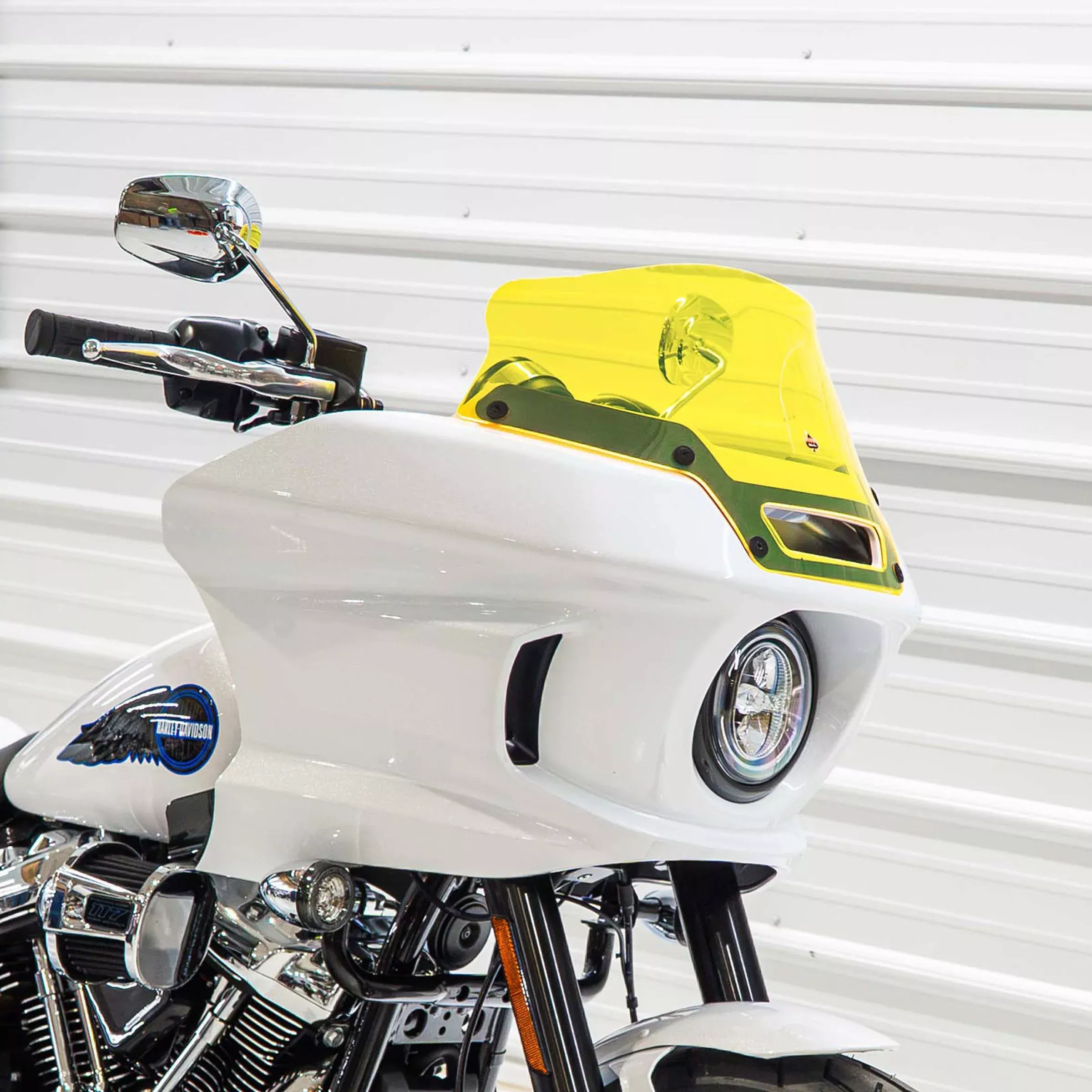 Klock Werks Ice Flare 6" Yellow Windshield 2022-2026 Harley Softail Low Rider ST