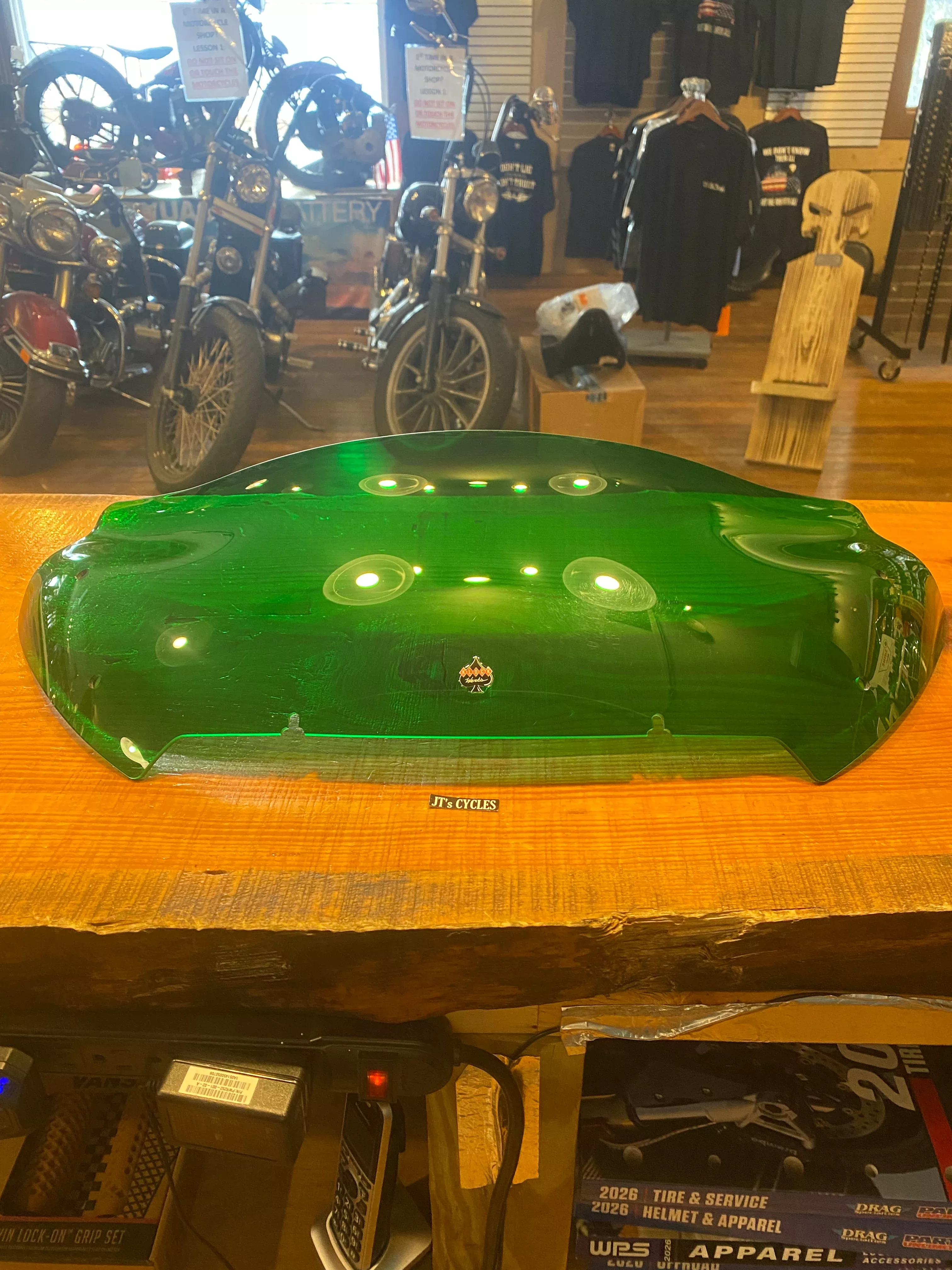 Klock Werks Kolor Flare 8" Green Windshield fits 2023-26 Harley Road Glide FLTR