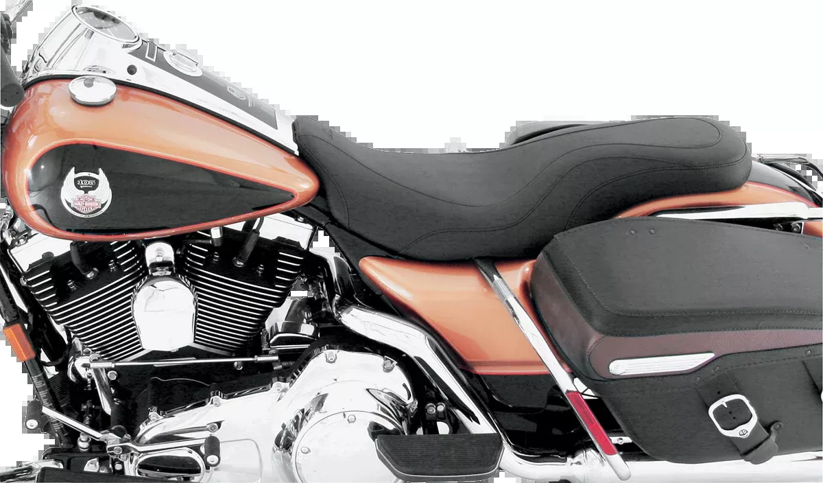 Mustang Day Tripper Seat - FLH/FLT '08-'25 - 76025