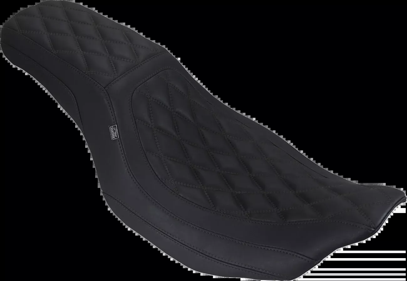 Mustang Low Squareback Seat - Double Diamond - Black Stitch - FLH/FLT '23-'26 - 88514