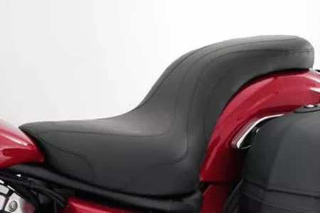 Mustang One-Piece Day Tripper Seatfor YamahaV-Star 950 '09-Up