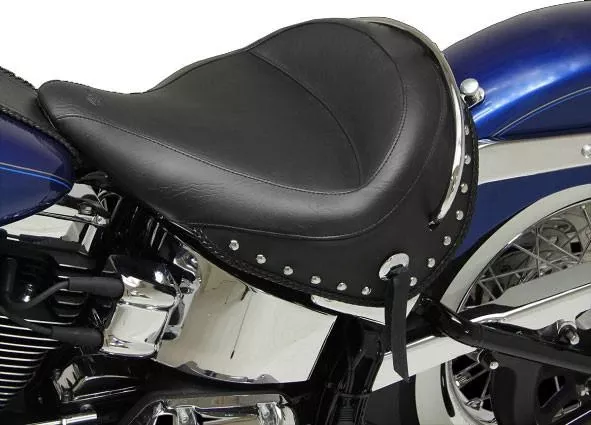 Mustang Seats Wide Studded Solofor Harley-Davidson Softail Deluxe '05-'17