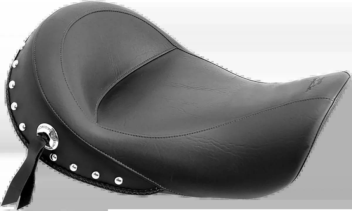Mustang Studded Solo Seat - FXD '04-'05 - 75271