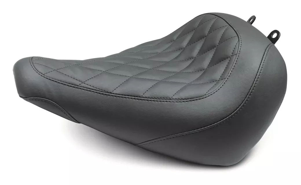 Mustang Wide Tripper Diamond Solo Seat For Harley Breakout 2023-2026