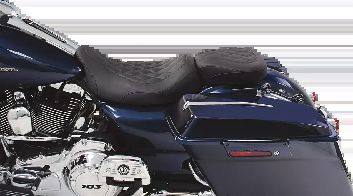 Mustang Wide Tripper Rear Seat - Diamond - FL '97-'25 - 76695