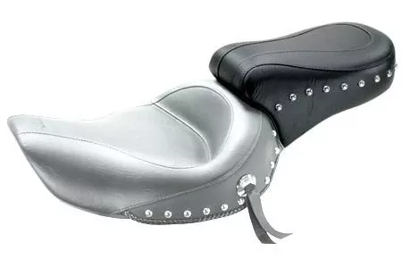 MustangStandard Rear Seatfor Dyna/Wide Glide '96-05 -Studded