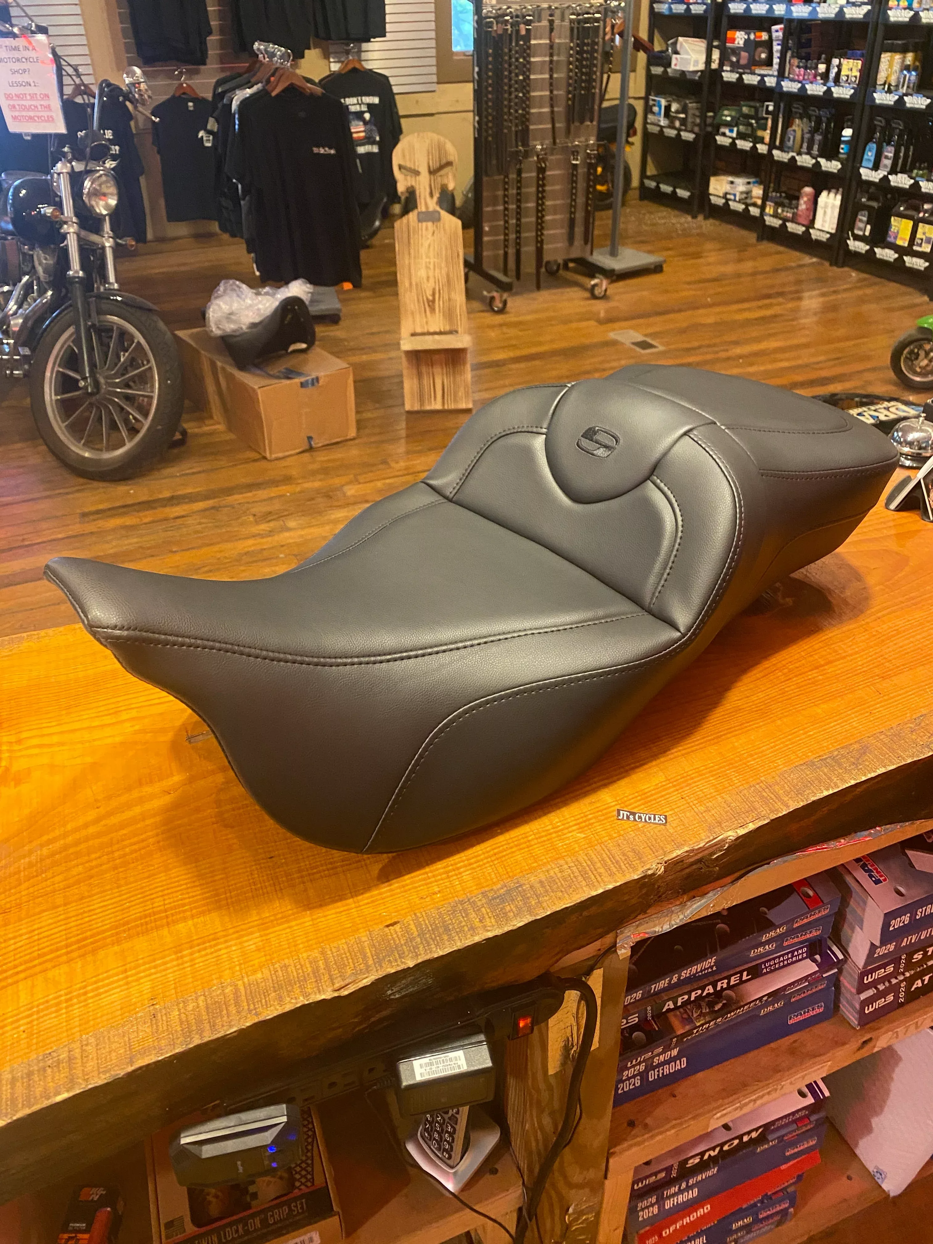 Saddlemen Roadsofa Extended Reach Seat & Backrest for 2008-2025 Harley Touring