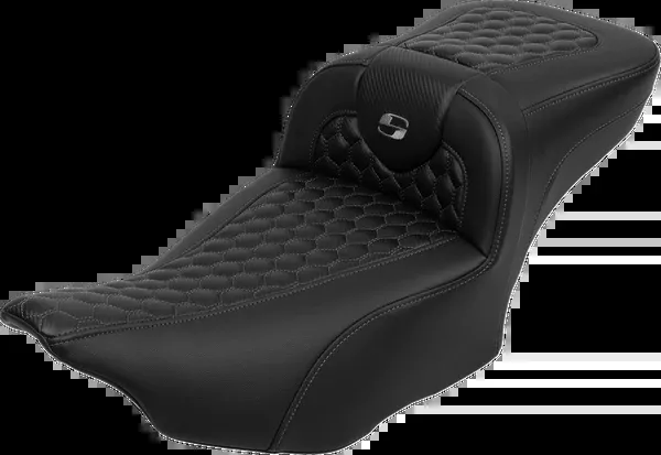 Saddlemen Roadsofa™ Extended Reach Seat – With Backrest – Honeycomb – Dark Gray Stitch – FLTR/FLHX ’23-’24