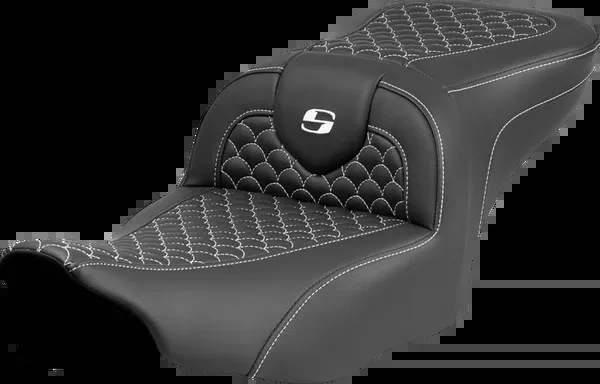 Saddlemen Roadsofa™ Seat – Dragon Scale Stitch – White Stitch – W/O Backrest – FLTR/FLHX ’23-’24