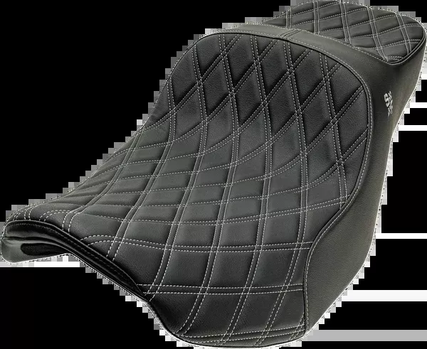 Slyfox Chariot Seat - Silver Double Diamond Stitch - Silver Logo - FLH/FLT '23.5-'26