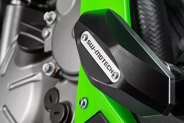SW-Motech Frame Slider Kit – Kawasaki – ZX-6R