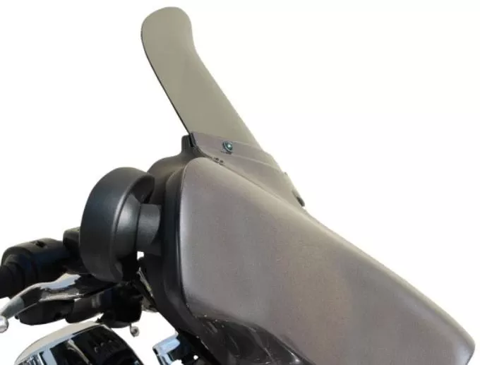 Windvest Motorcycle Products 10″ Windscreen for ’14-23 FLHX/FLHT & H-D Trike Models Smoke